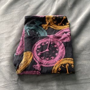 LuLaRoe clock leggings